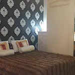 Vibe Spoleto, Stazione A 150 Mt, Parcheggio Gratuito * Spoleto