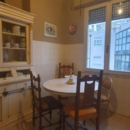 Vibe Spoleto, Stazione A 150 Mt, Parcheggio Gratuito 게스트하우스 *