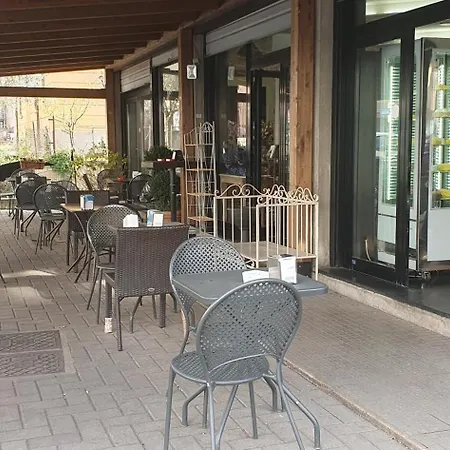 Vibe Spoleto, Stazione A 150 Mt, Parcheggio Gratuito 招待所