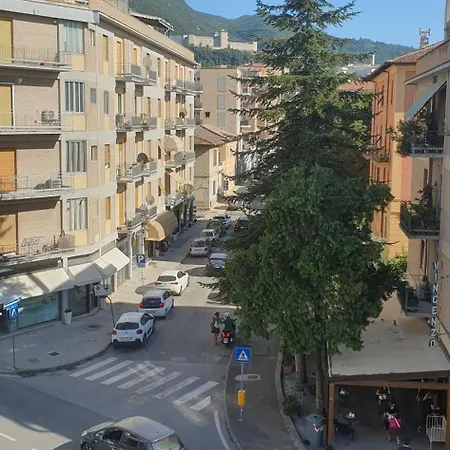 Vibe Spoleto, Stazione A 150 Mt, Parcheggio Gratuito