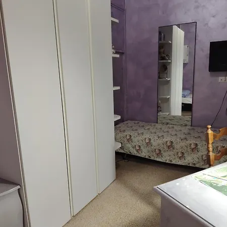 Vibe Spoleto, Stazione A 150 Mt, Parcheggio Gratuito Spoleto