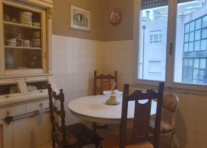 Vibe Spoleto, Stazione A 150 Mt, Parcheggio Gratuito 게스트하우스 *